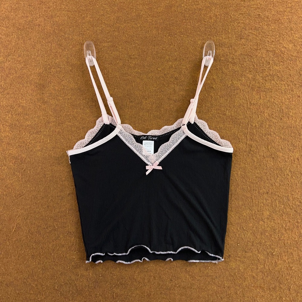 Not Tired Womens Medium Black Lace Trim Ribbed Cami Crop Top New